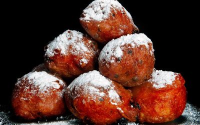 OLIEBOLLEN bij de koffie inloop ochtend